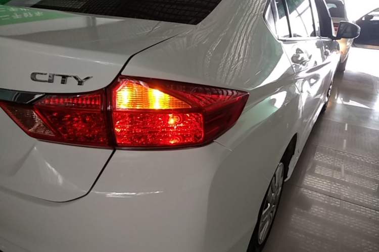 Used Honda City 2017 1.5L CVT Comfort Version Right Rear Taillight