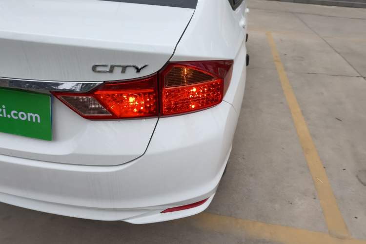 Used Honda City 2017 1.5L CVT Comfort Version Right Rear Taillight