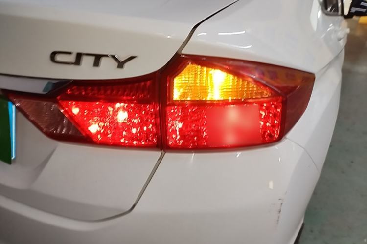 Used Honda City 2017 1.5L CVT Comfort Version Right Rear Taillight