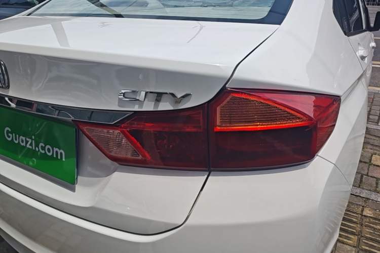 Used Honda City 2017 1.5L CVT Comfort Version Right Rear Taillight