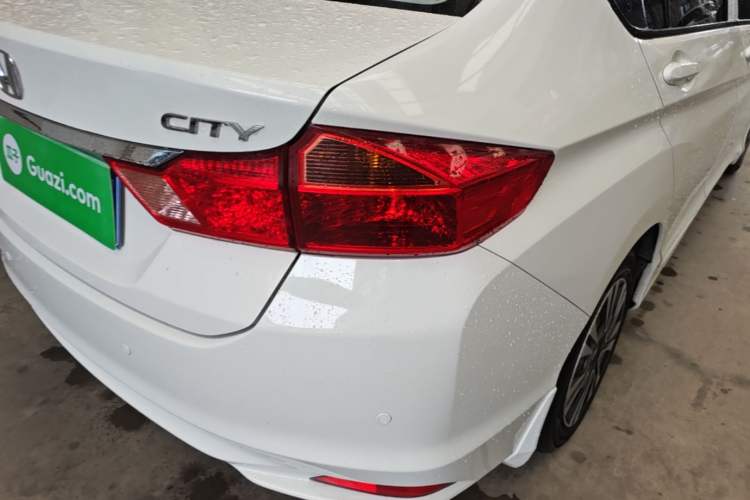 Used Honda City 2017 1.5L CVT Comfort Version Right Rear Taillight