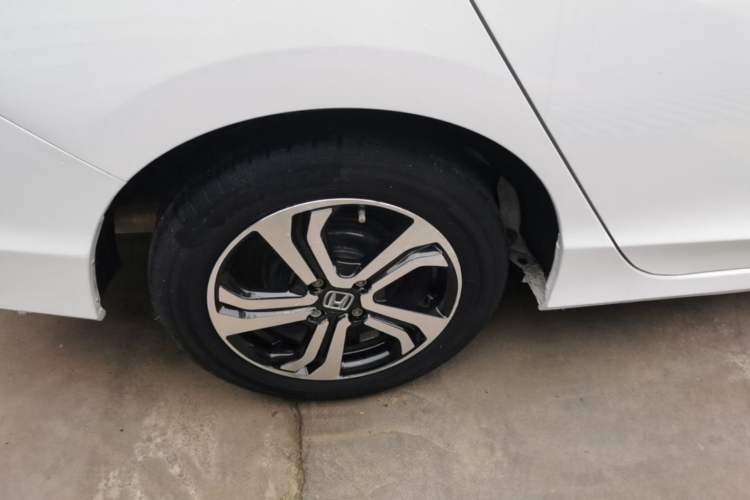Used Honda City 2017 1.5L CVT Comfort Version Right Rear Wheel Hub