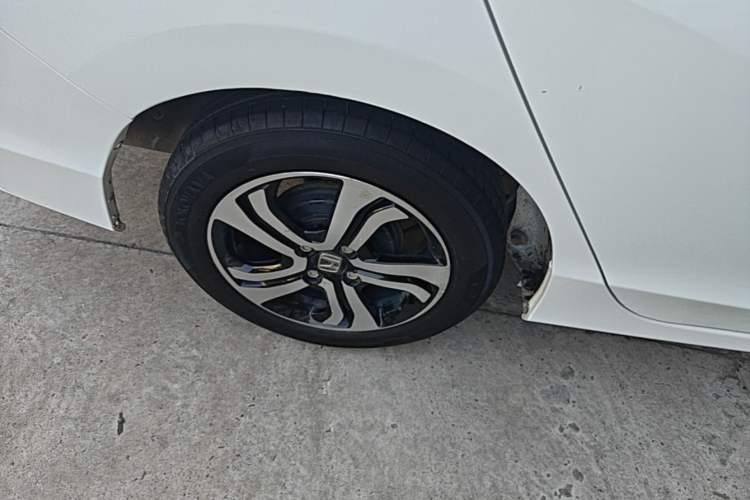 Used Honda City 2017 1.5L CVT Comfort Version Right Rear Wheel Hub