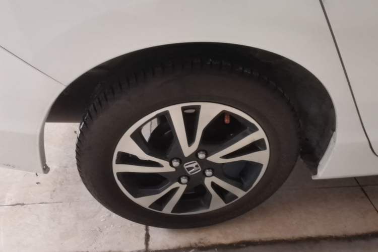 Used Honda City 2017 1.5L CVT Comfort Version Right Rear Wheel Hub