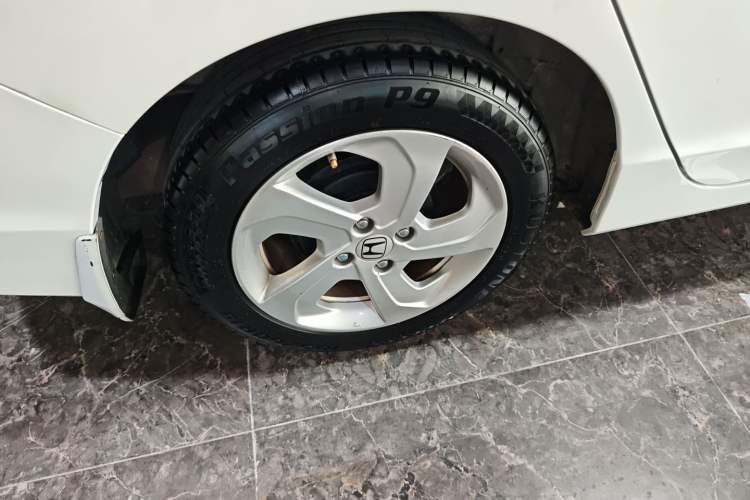 Used Honda City 2017 1.5L CVT Elite Edition Right Rear Wheel Hub