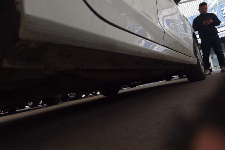 Used Honda City 2017 1.5L CVT Elite Edition Right Side Sill