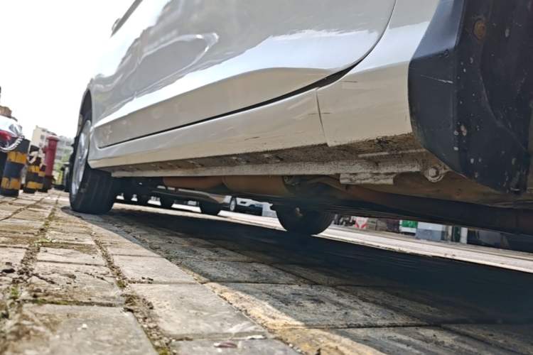 Used Honda City 2017 1.5L CVT Elite Edition Right Side Sill