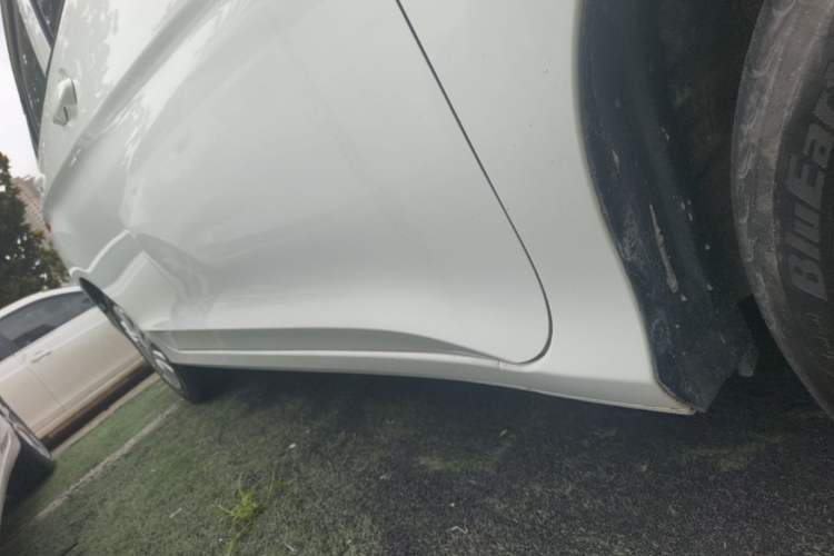 Used Honda City 2017 1.5L CVT Comfort Version Right Side Sill