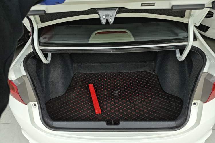Used Honda City 2017 1.5L CVT Elite Edition Trunk