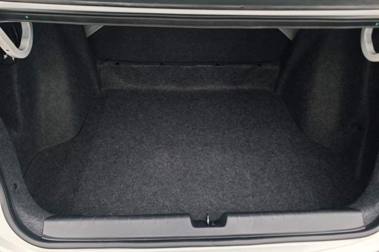 Used Honda City 2017 1.5L manual Comfort version Trunk