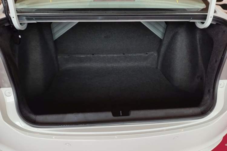 Used Honda City 2017 1.5L CVT Elite Edition Trunk