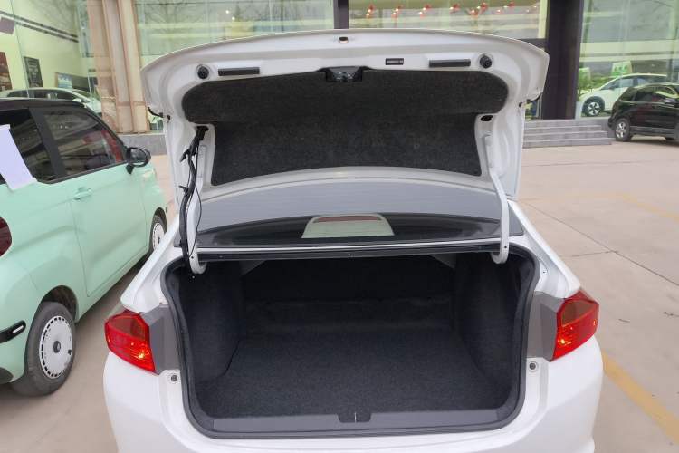 Used Honda City 2017 1.5L CVT Comfort Version Trunk