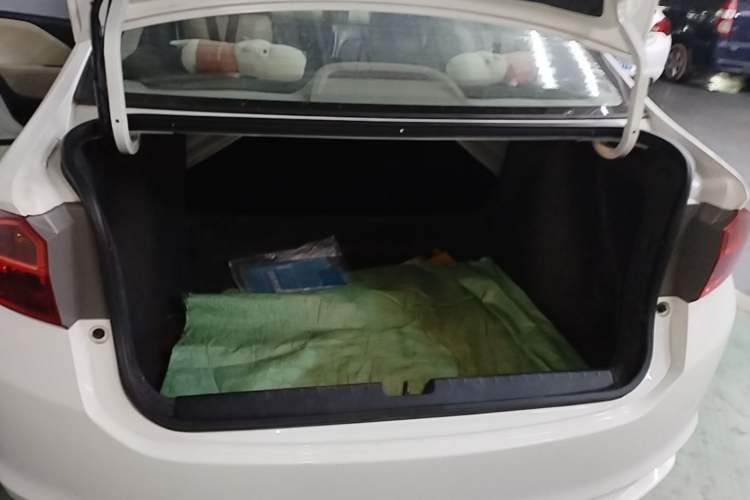 Used Honda City 2017 1.5L CVT Comfort Version Trunk