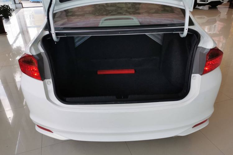 Used Honda City 2017 1.5L manual Comfort version Trunk