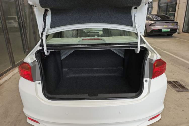 Used Honda City 2017 1.5L CVT Comfort Version Trunk