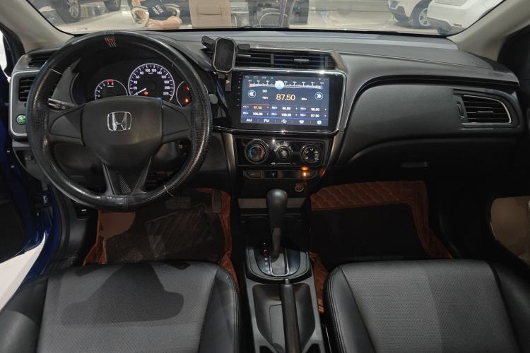 Used Honda City 2018 1.5L CVT Comfort Version Center Console