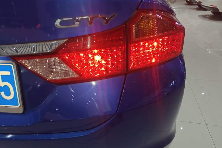 Used Honda City 2018 1.5L CVT Comfort Version Right Rear Taillight