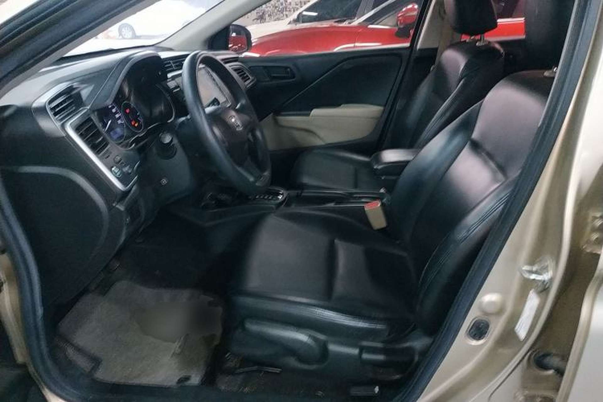 Used Honda City 2018 1.5L CVT Comfort Version Left Front Seat