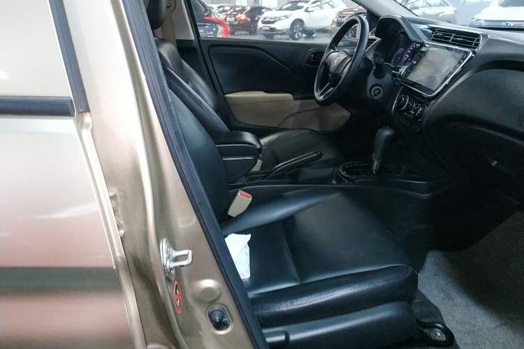 Used Honda City 2018 1.5L CVT Comfort Version Right Front Seat