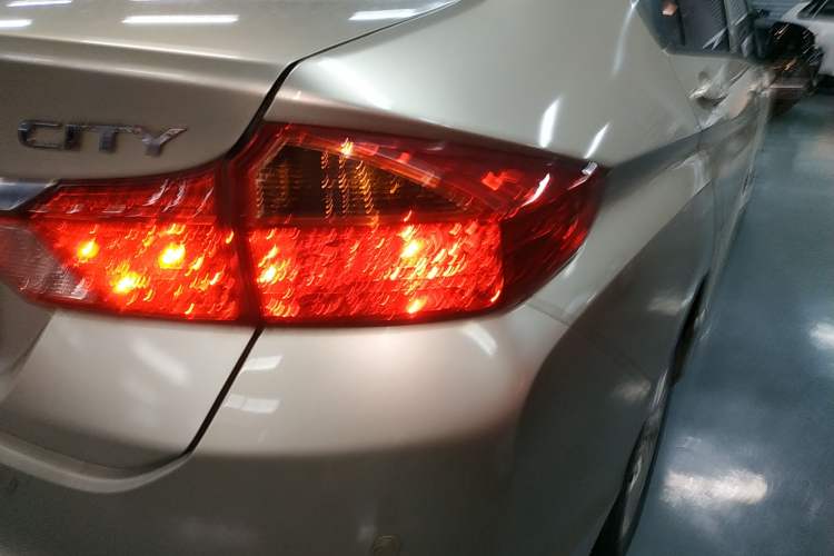 Used Honda City 2018 1.5L CVT Comfort Version Right Rear Taillight