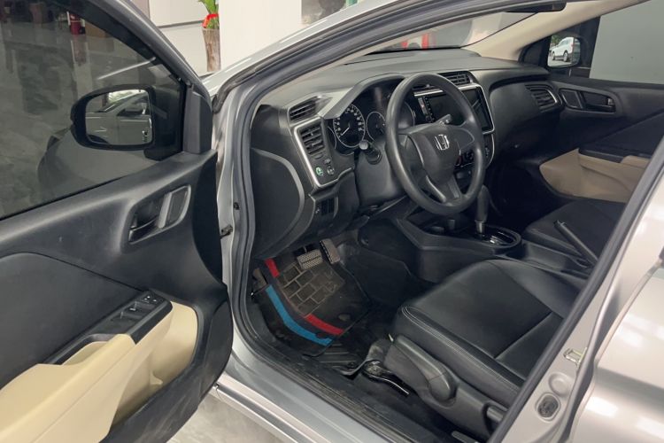 Used Honda City 2018 1.5L CVT Comfort Version Interior 2