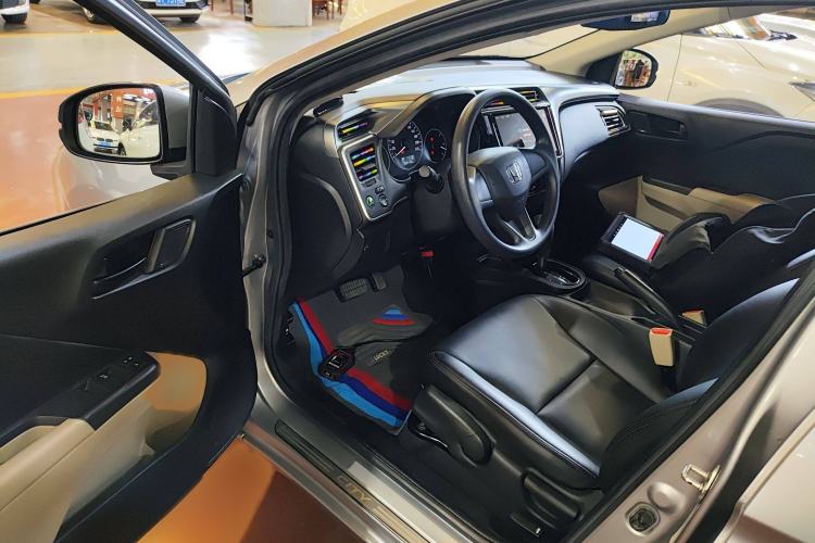 Used Honda City 2018 1.5L CVT Comfort Version Interior 3