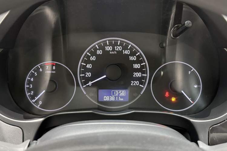 Used Honda City 2018 1.5L Manual Comfort Version Odometer Close Up