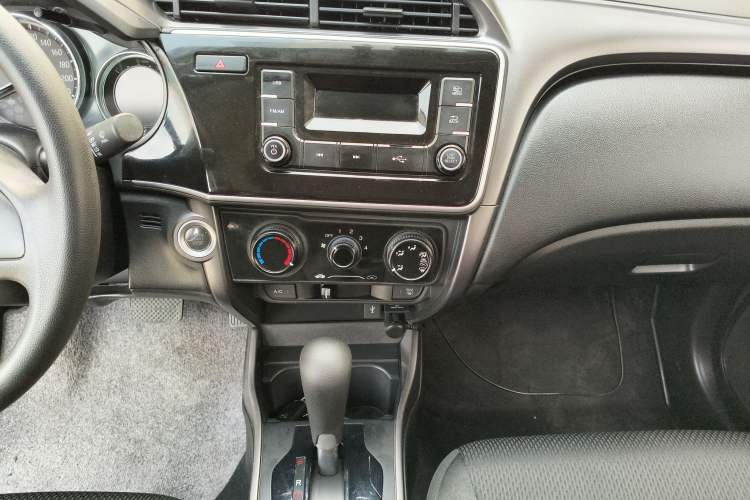 Used Honda City 2018 1.5L CVT Dynamic Pro Edition Audio And AC Panel