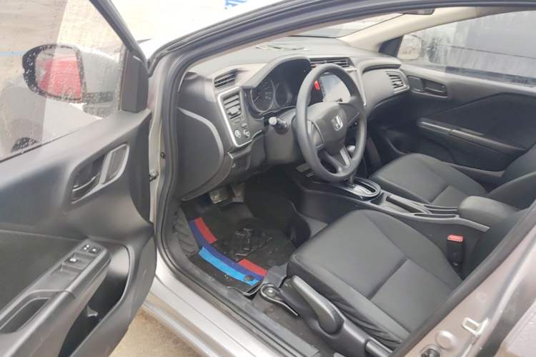 Used Honda City 2018 1.5L CVT Dynamic Edition Driver Seat