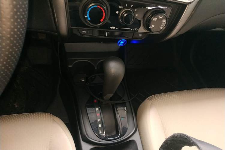 Used Honda City 2018 1.5L CVT Comfort Version Gear Lever