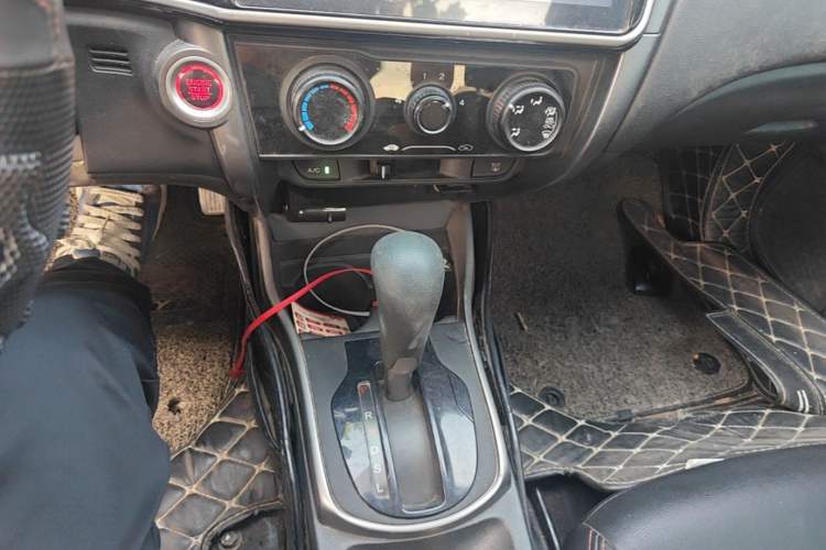 Used Honda City 2018 1.5L CVT Dynamic Pro Edition Gear Lever