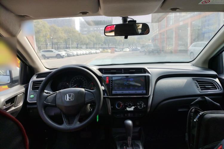 Used Honda City 2018 1.5L CVT Comfort Version Interior 2