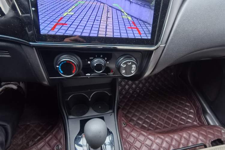 Used Honda City 2018 1.5L CVT Comfort Version Audio And AC Panel