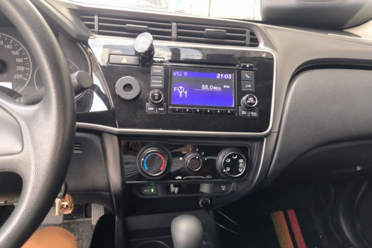 Used Honda City 2018 1.5L CVT Comfort Version Audio And AC Panel