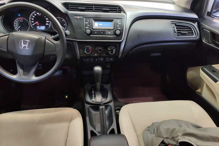 Used Honda City 2018 1.5L CVT Comfort Version Audio And AC Panel