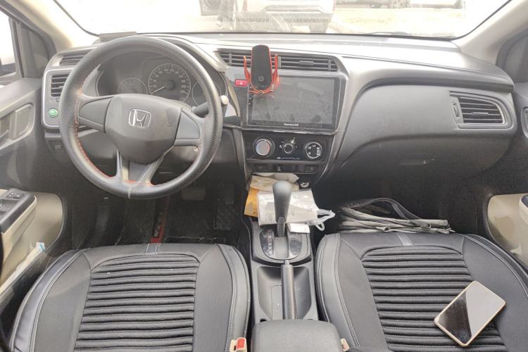 Used Honda City 2018 1.5L CVT Comfort Version Center Console