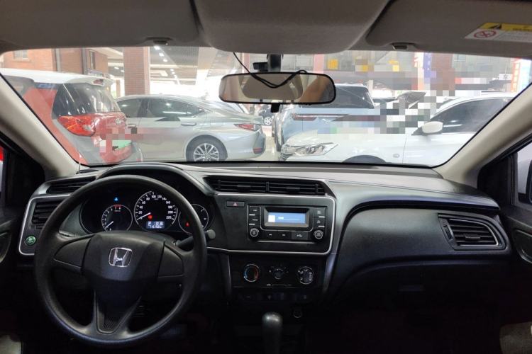 Used Honda City 2018 1.5L CVT Comfort Version Center Console