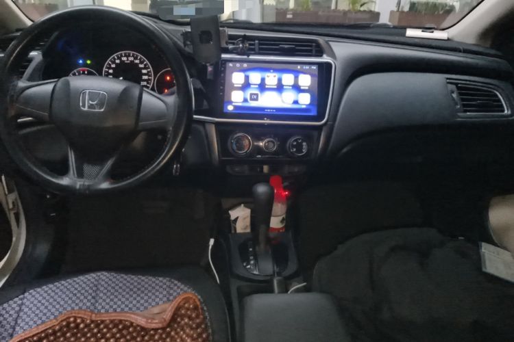 Used Honda City 2018 1.5L CVT Comfort Version Center Console