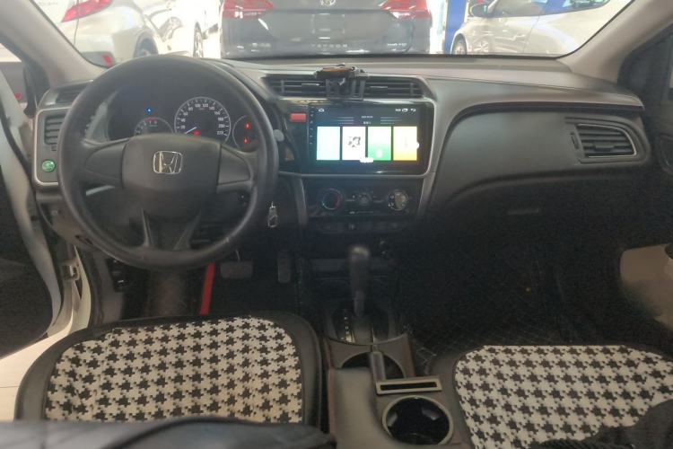 Used Honda City 2018 1.5L CVT Comfort Version Center Console