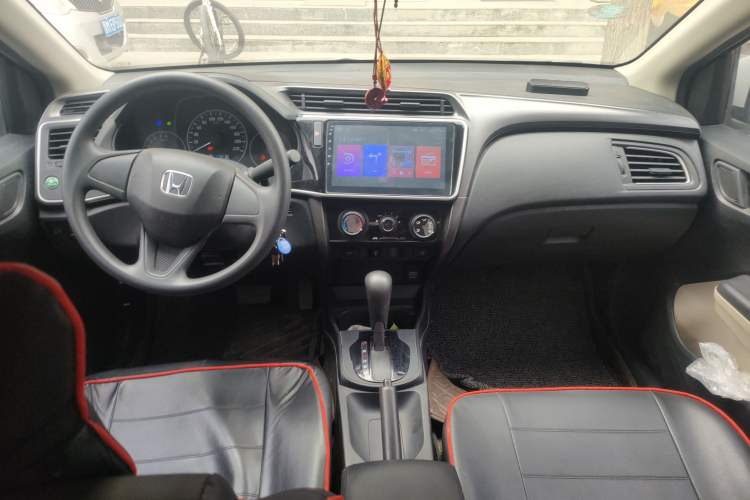 Used Honda City 2018 1.5L CVT Comfort Version Center Console