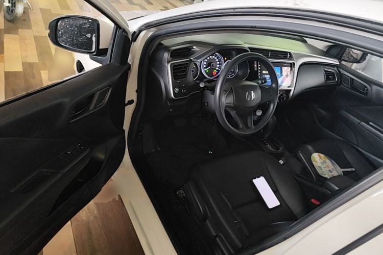 Used Honda City 2018 1.5L CVT Dynamic Edition Driver Seat