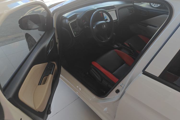 Used Honda City 2018 1.5L CVT Comfort Version Driver Seat