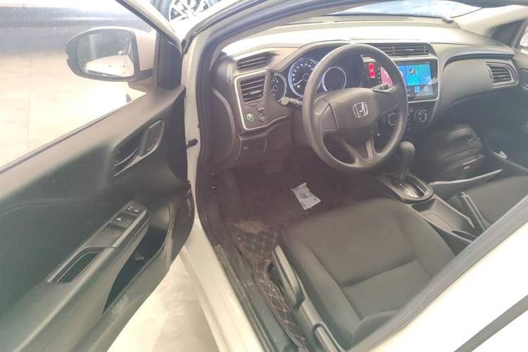 Used Honda City 2018 1.5L CVT Dynamic Edition Driver Seat