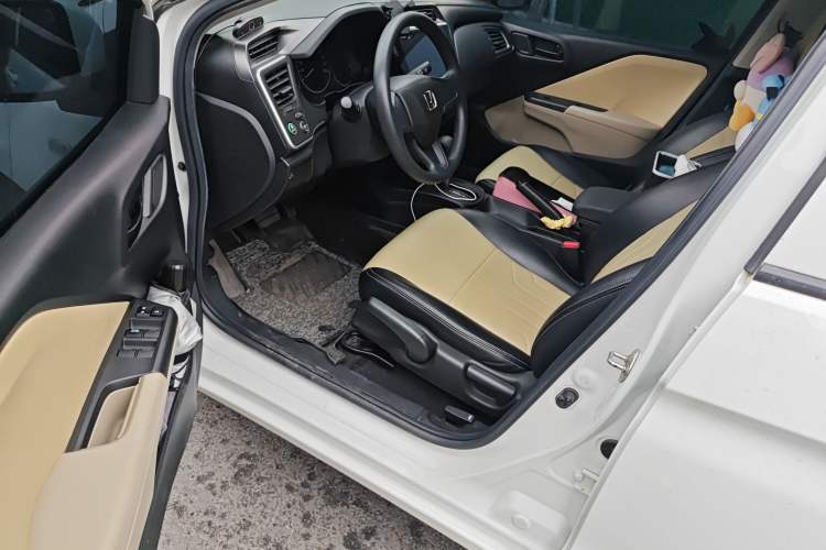 Used Honda City 2018 1.5L CVT Comfort Version Driver Seat