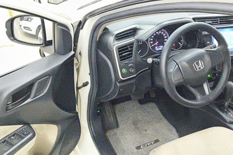 Used Honda City 2018 1.5L CVT Comfort Version Driver Seat
