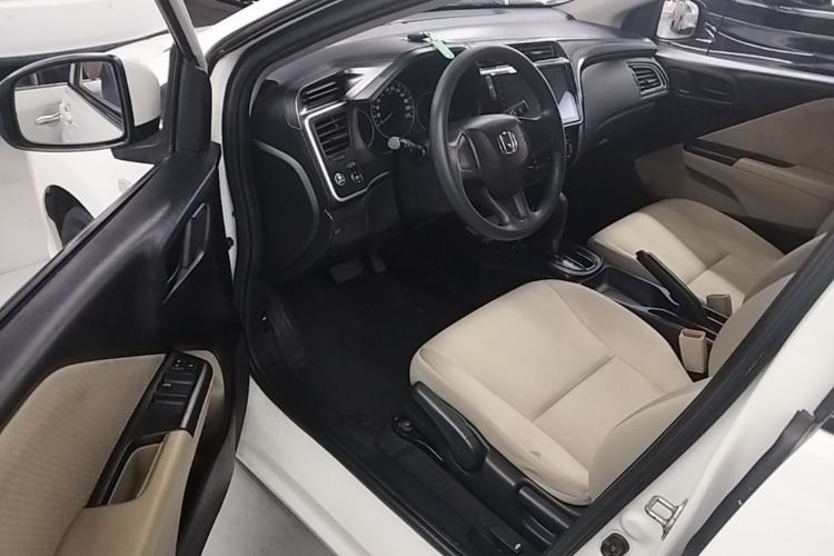 Used Honda City 2018 1.5L CVT Comfort Version Driver Seat