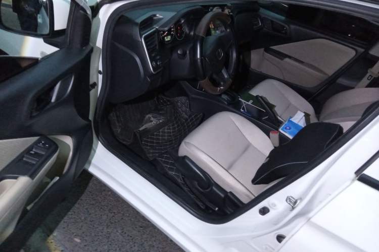 Used Honda City 2018 1.5L CVT Comfort Version Driver Seat