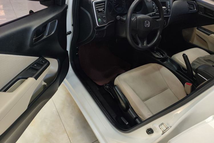 Used Honda City 2018 1.5L CVT Comfort Version Driver Seat