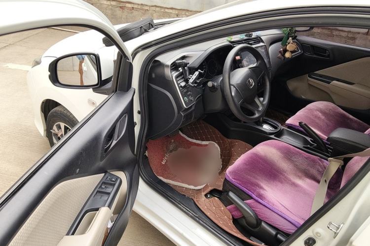 Used Honda City 2018 1.5L CVT Comfort Version Driver Seat
