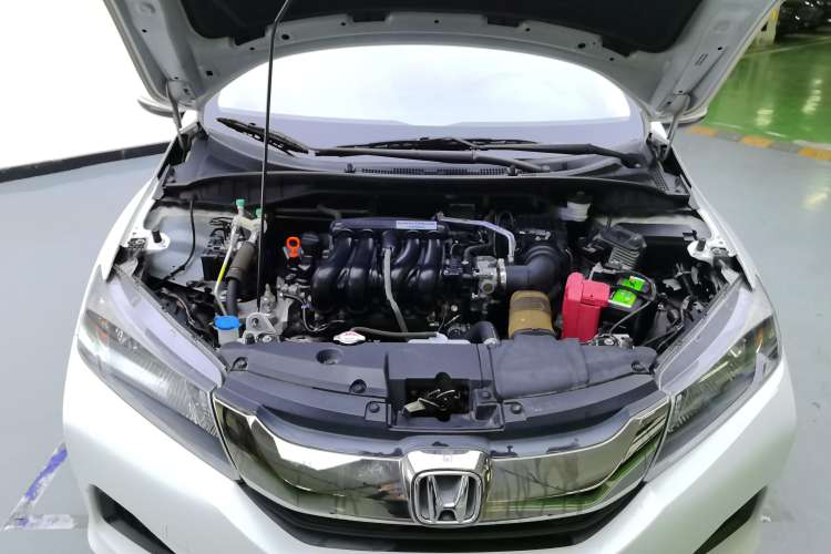 Used Honda City 2018 1.5L CVT Comfort Version Engine Bay